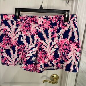 Lilly side zip shorts style 29185